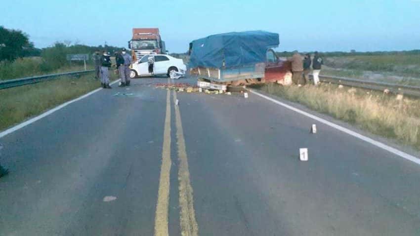 Tatané: un choque entre vehículos sobre la ruta 11 terminó con daños materiales