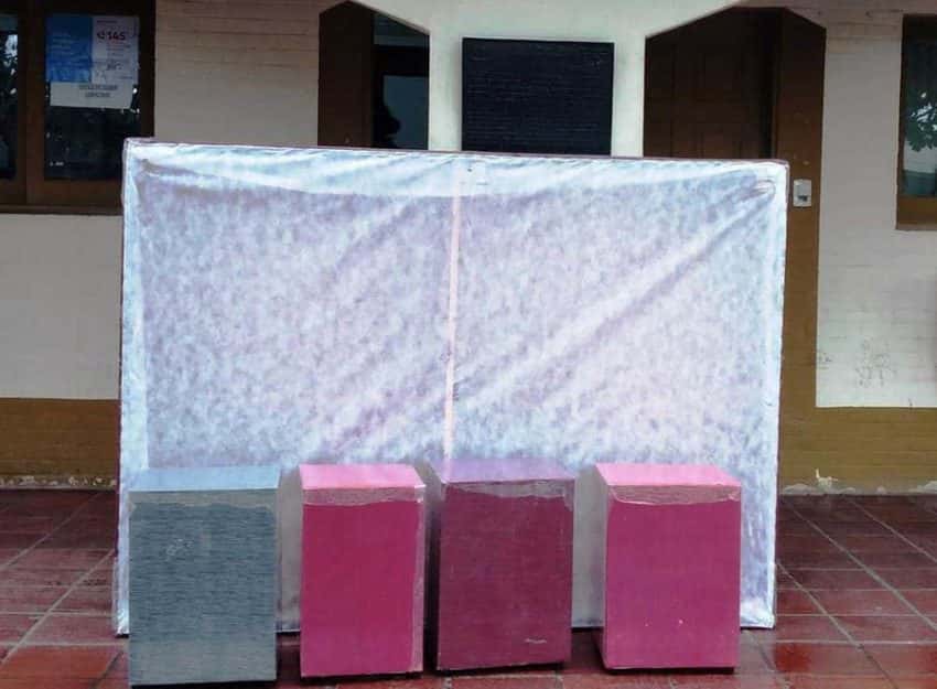 Clorinda: Policías secuestran muebles sin aval aduanero