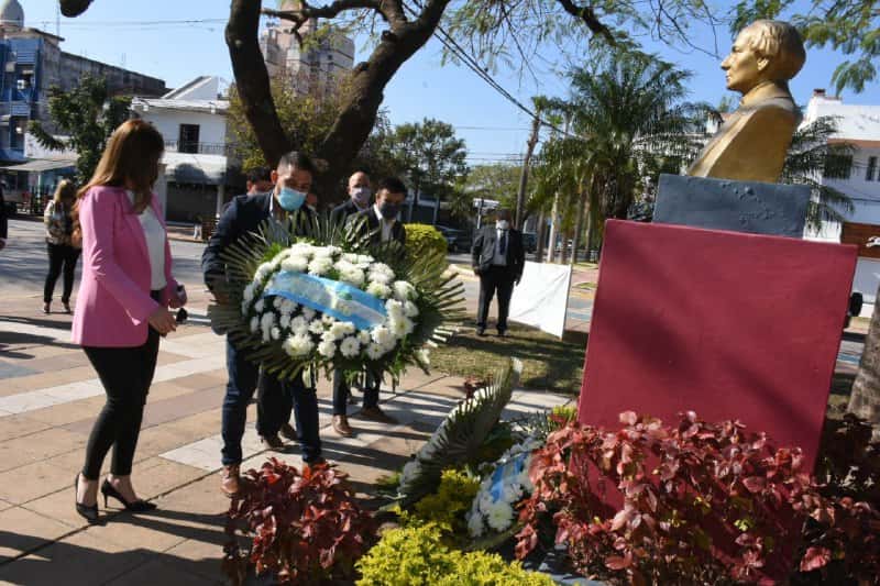 Celebraron el “Día del Abogado” en el busto de Juan Bautista Alberdi