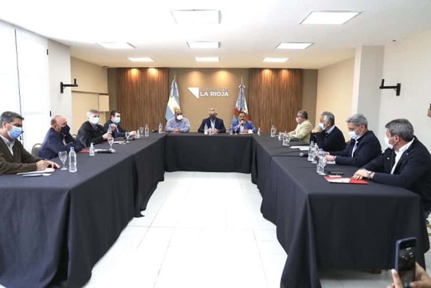 Gildo Insfrán asistió en La Rioja a una  reunión de trabajo con el Presidente