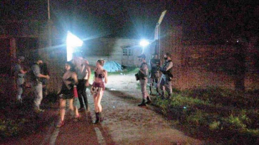 La Policía detectó siete fiestas privadas, donde había menores y consumo de bebidas alcohólicas