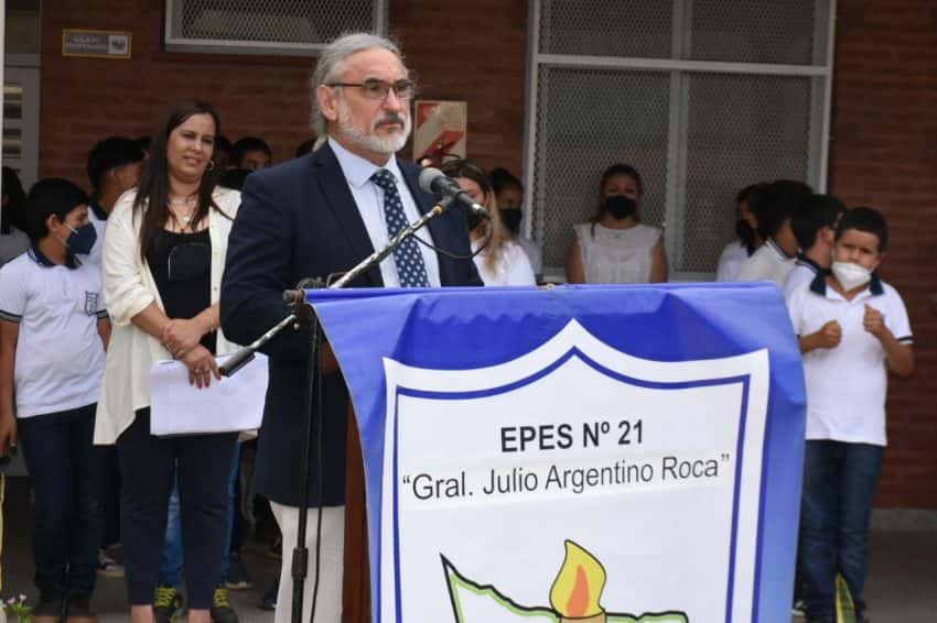 El ministro Basterra entregó el edificio de la EPES N° 21 de Tres Lagunas