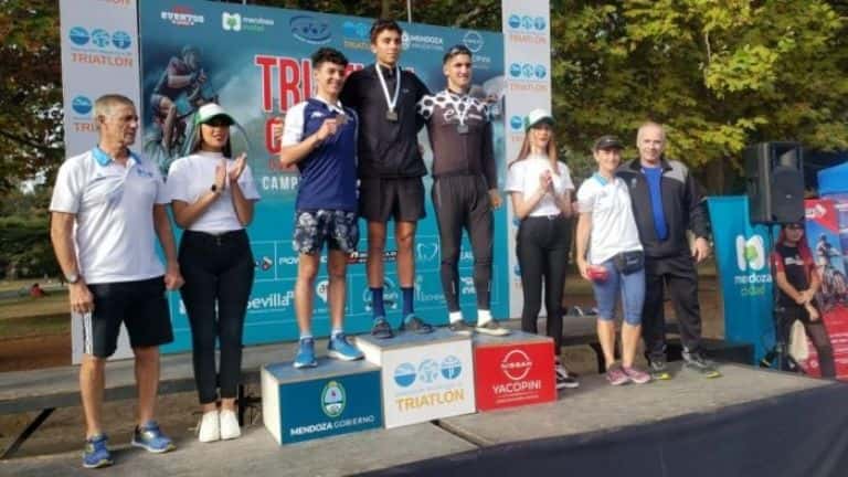 Ibrahim Alucín se consagró Campeón Nacional de Triatlón