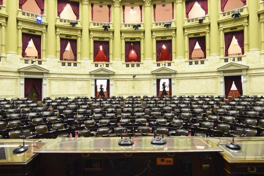 El oficialismo y la oposición acordaron 
no sesionar esta semana en Diputados
