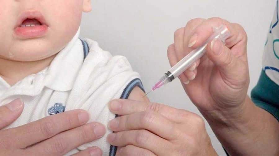 Ayer empezó la vacunación a niños
desde los 6 meses a 2 años de edad