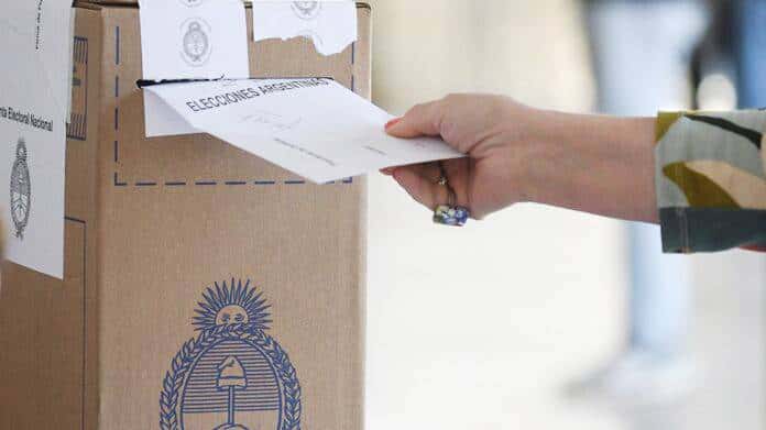 Sin riesgo de fractura, el FdT debatió sobre
mantener o eliminar las elecciones PASO