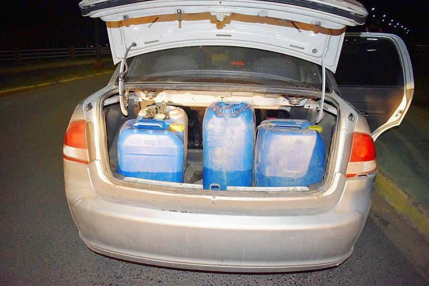 La Policía secuestró más de 1.000 litros de 
combustible transportados de forma irregular