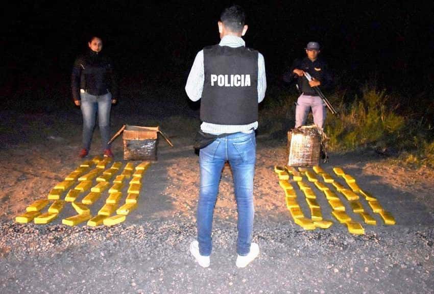 La Policía secuestró 60 kilos de marihuana
valuados en 9 millones de pesos
