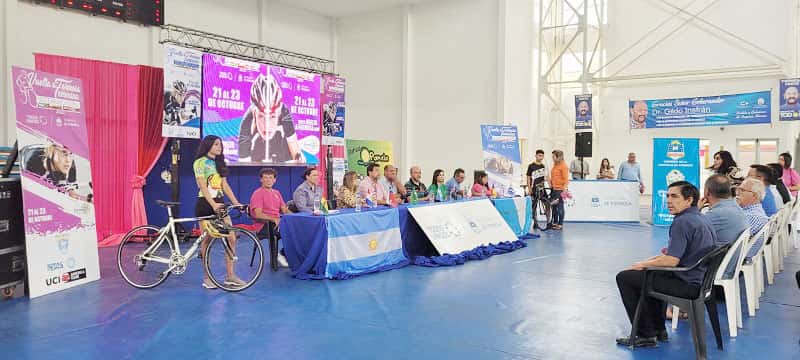 Laguna Blanca ya palpita la Vuelta a
Formosa Femenina Internacional 2022