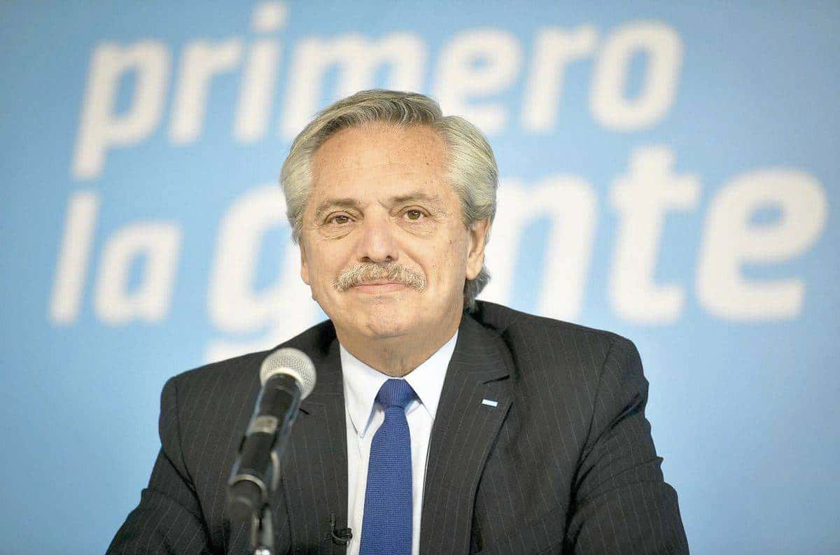 El presidente Alberto Fernández define los 
cambios en el Gabinete y los anunciará hoy
