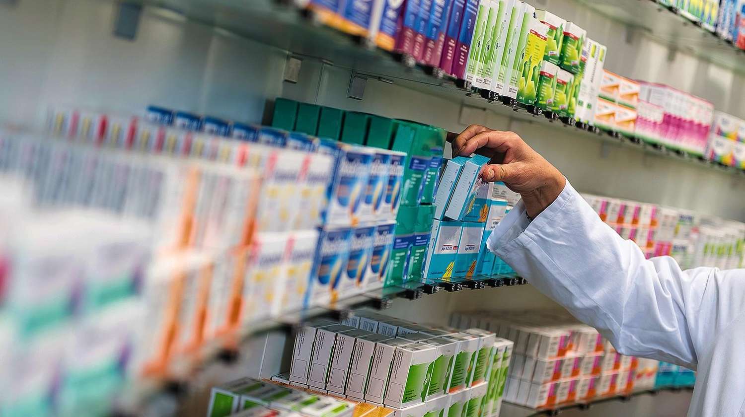 Por las nubes: Denuncian aumento descontrolado en los precios de los medicamentos