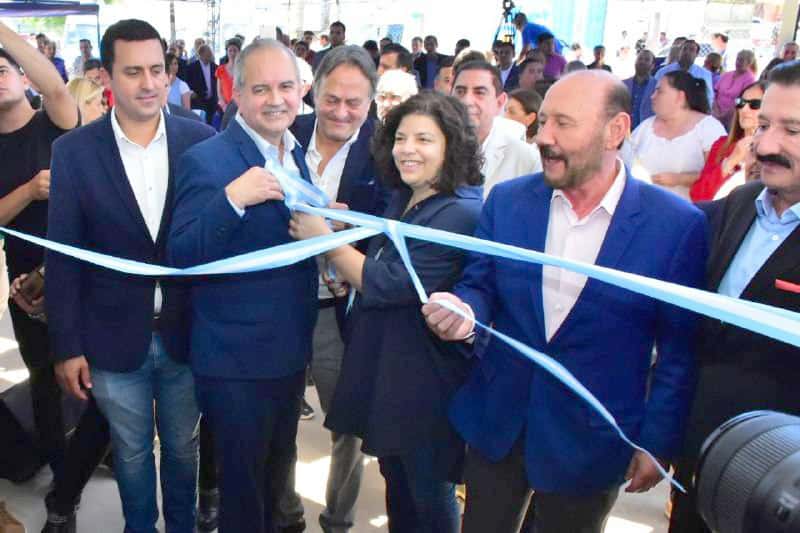 Vizzotti e Insfrán inauguraron el Centro 
Provincial de Almacenamiento de Vacunas