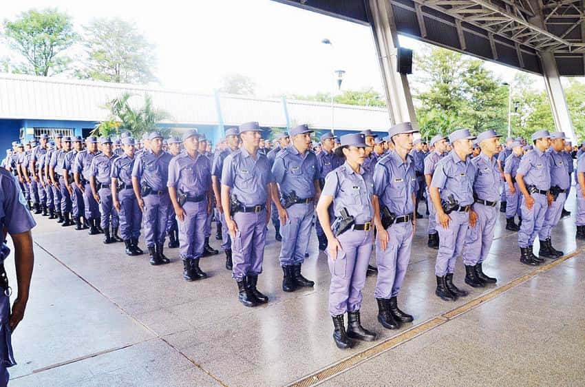 Unos 282 uniformados serán promovidos dentro 
del personal superior y 974 del cuadro subalterno