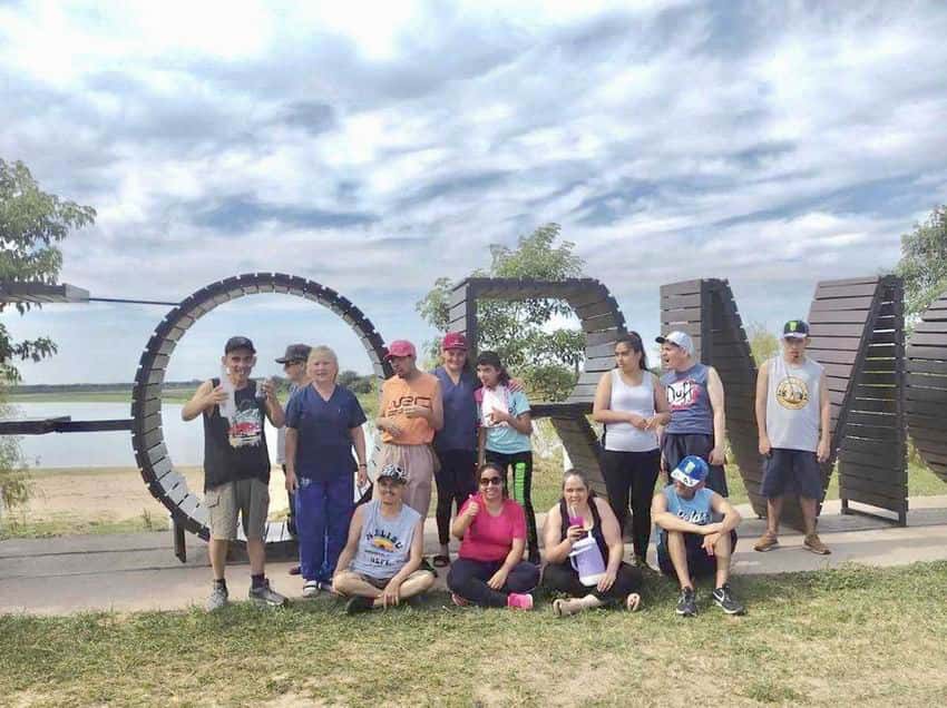 Residentes de los hogares pasaron 
una jornada recreativa en Laguna Oca