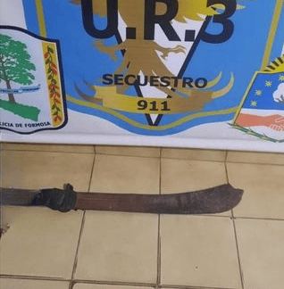 Clorinda: Un hombre fue detenido por alterar el orden público con un machete