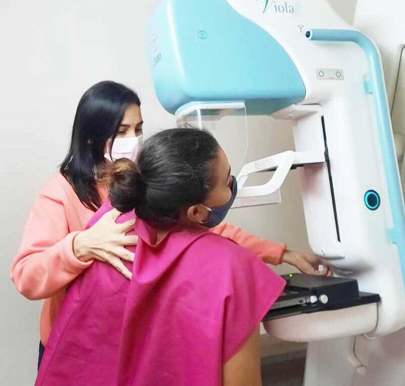 Completo servicio de mamografía disponible
en el centro de salud La Nueva Formosa