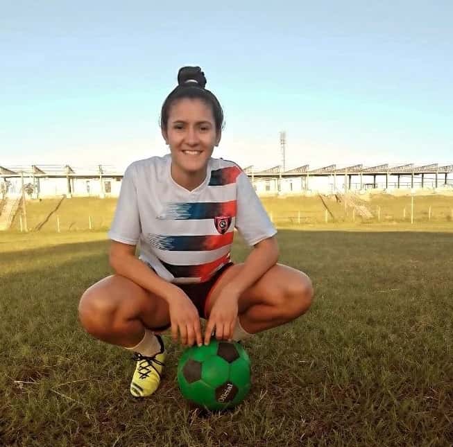 Leguizamón, la joven formoseña que debutó en la Primera División del Fútbol Argentino