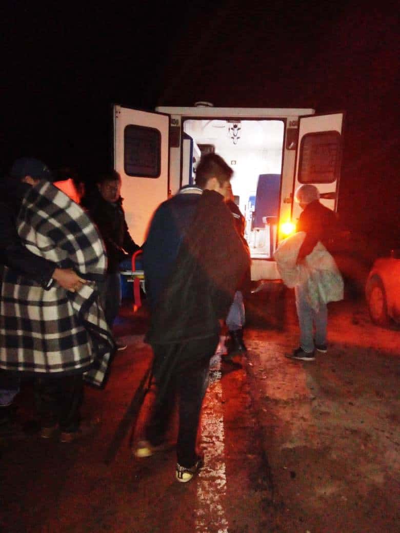 Bomberos rescataron a 4 personas varadas en el Bañado La Estrella