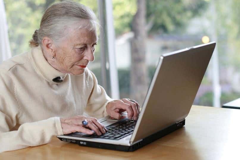 La red de internet y su uso en las personas de tercera edad