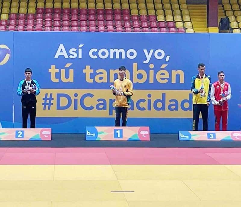 Salvador Quintana obtuvo
la medalla de plata en judo