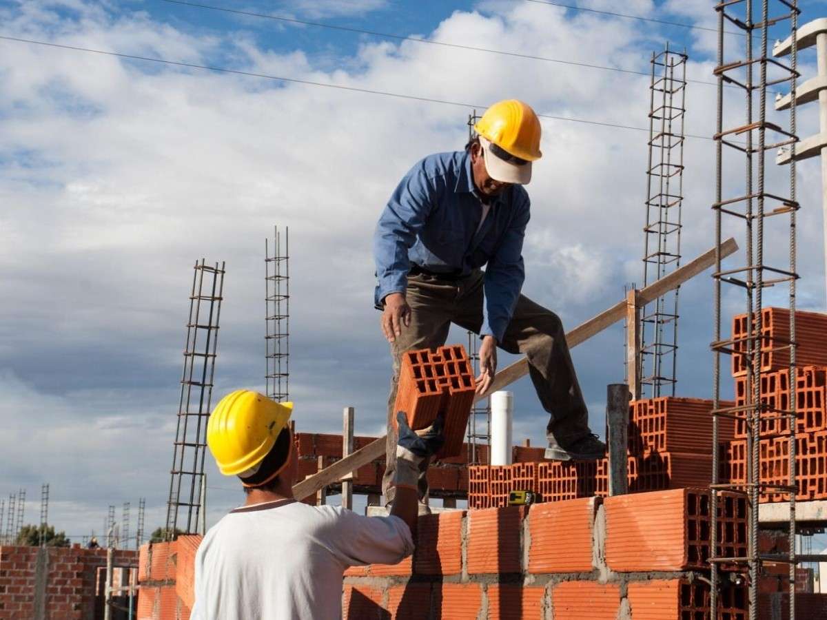Construcción: en marzo se crearon 2.850 empleos en el Norte Grande