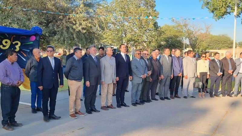 El vicegobernador Solís acompañó la fiesta
popular por el 93° aniversario de Ingeniero Juárez