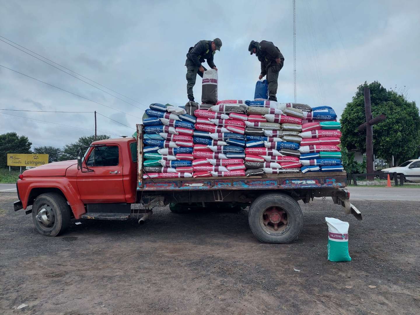 Gendarmería decomisó más de 8 toneladas de maíz