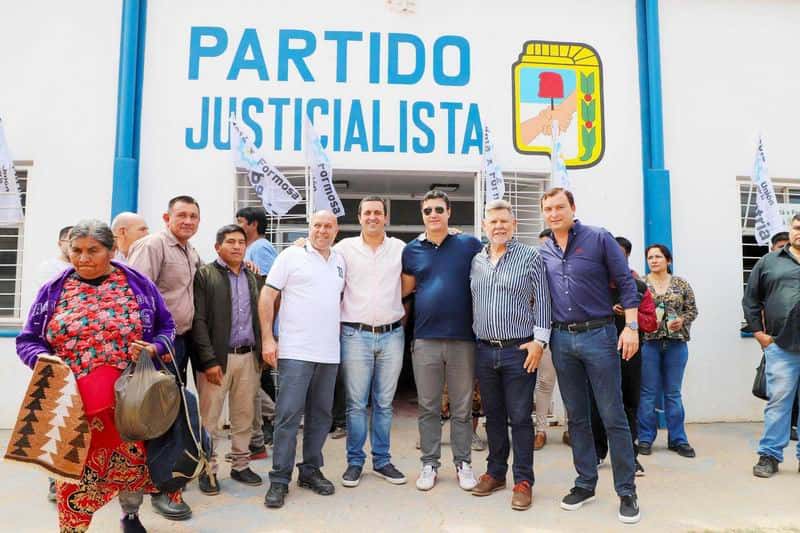 Eber Solís se reunió con dirigentes 
organizados de Ingeniero Juárez