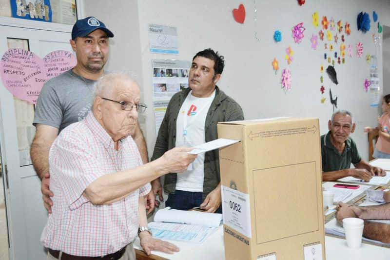 González: “Los adultos mayores son un 
ejemplo en esta jornada cívica en Formosa”