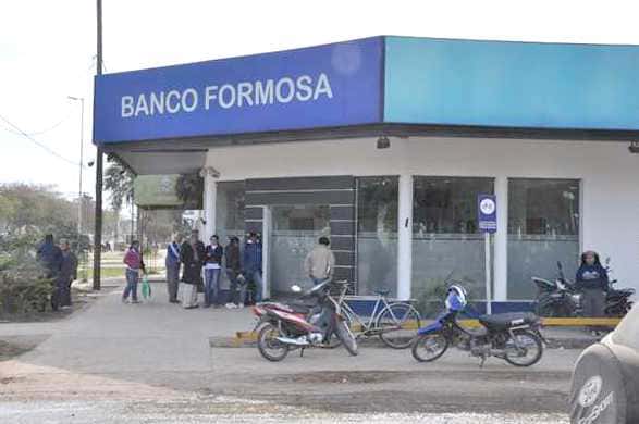Banco de Formosa debe restituir a cliente 
dinero que le sacaron de su caja de ahorro