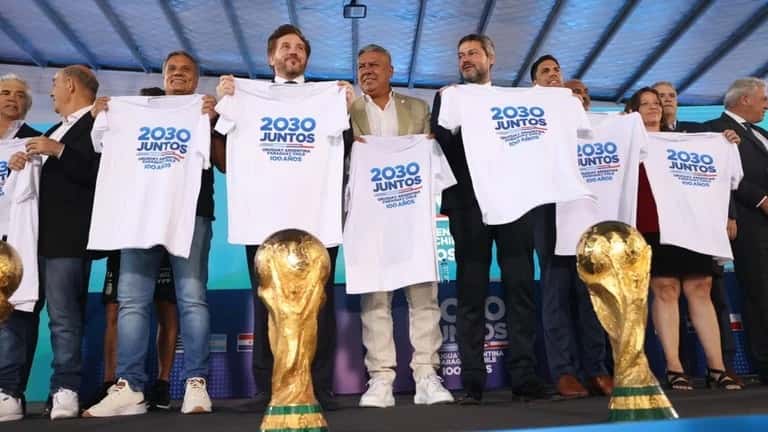 Argentina, Uruguay y Paraguay jugarán de local los primeros partidos del Mundial 2030