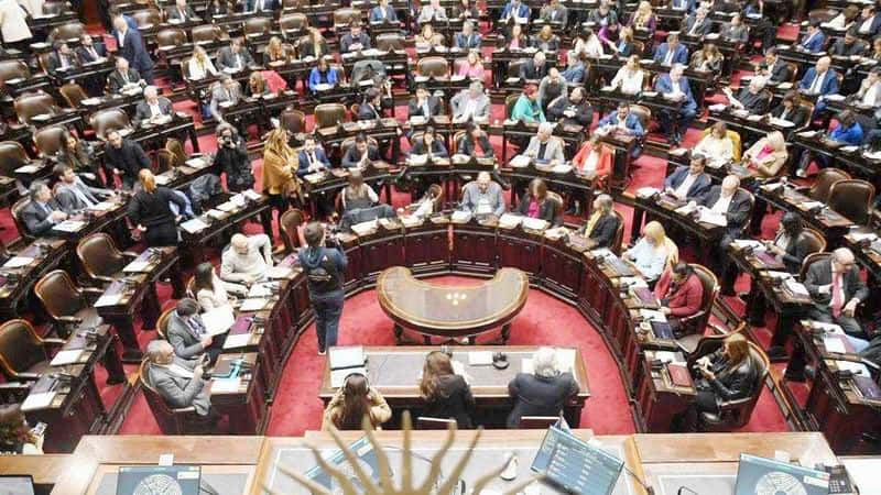 La Cámara de Diputados comienza a 
definir la Presidencia y los interbloques