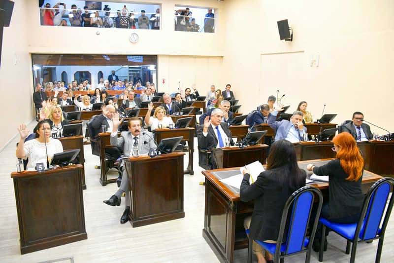 La Legislatura aprobó paquete de leyes 
enviadas por el Poder Ejecutivo Provincial