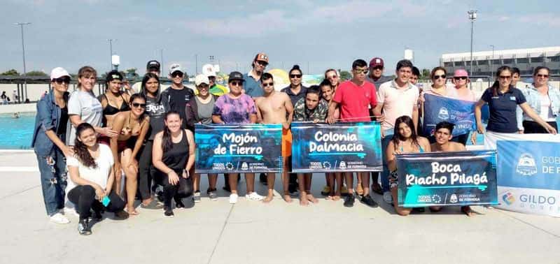 Jóvenes de Mojón de Fierro, Dalmacia y
Boca Pilagá visitaron el parque acuático
