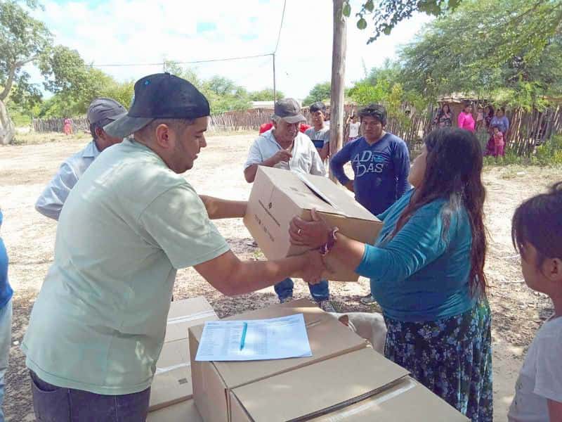 Se entregaron más de 2000 cajas 
alimentarias a familias aborígenes