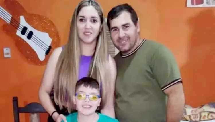 Conmoción en Ibarreta: mató a puñaladas 
a su hijo de 8 años y luego se suicidó