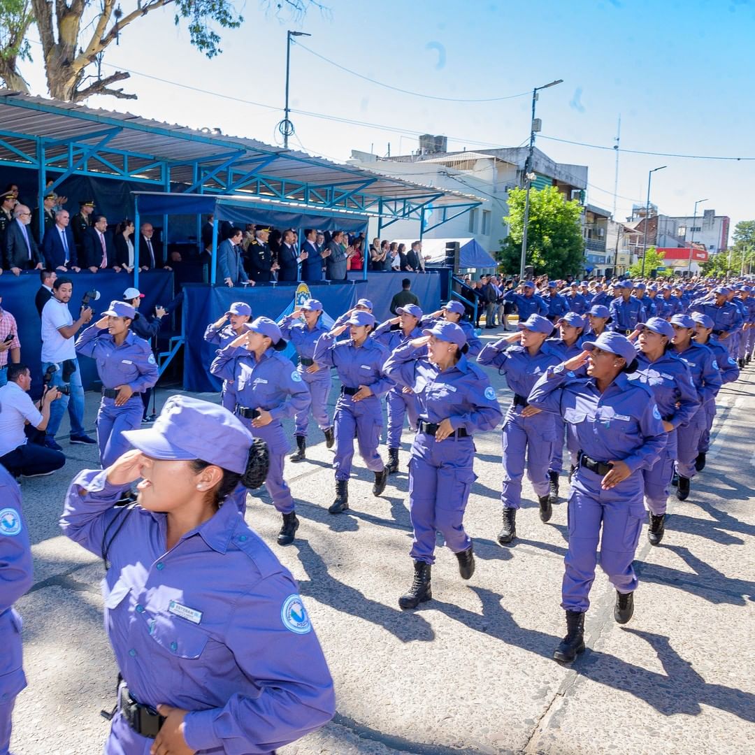 Con un desfile, se celebró el 62° aniversario de la creación de la Policía de Formosa
