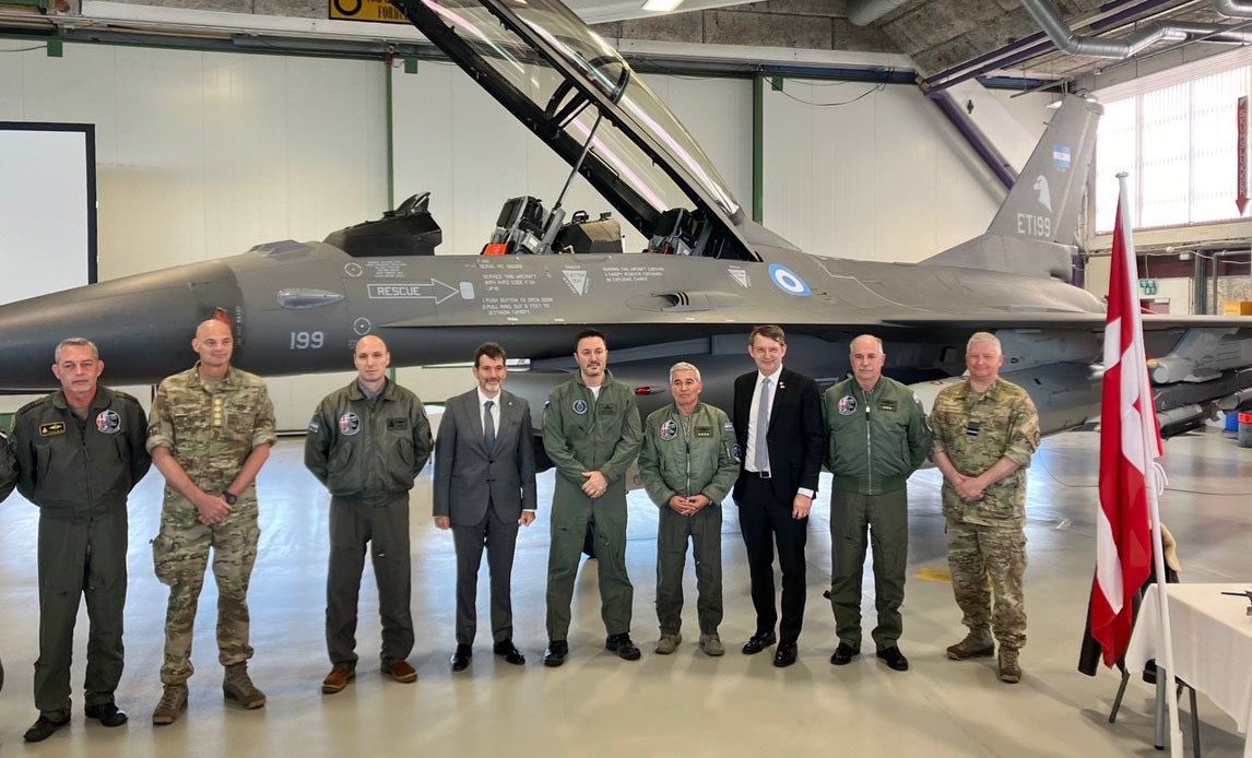 La Argentina concretó la adquisición de los F-16 a Dinamarca
