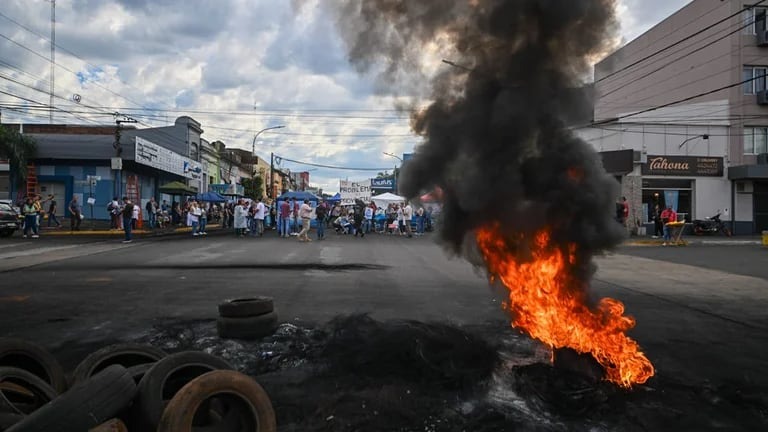 El gobierno de Misiones advirtió que echarán a los policías que participen de las protestas