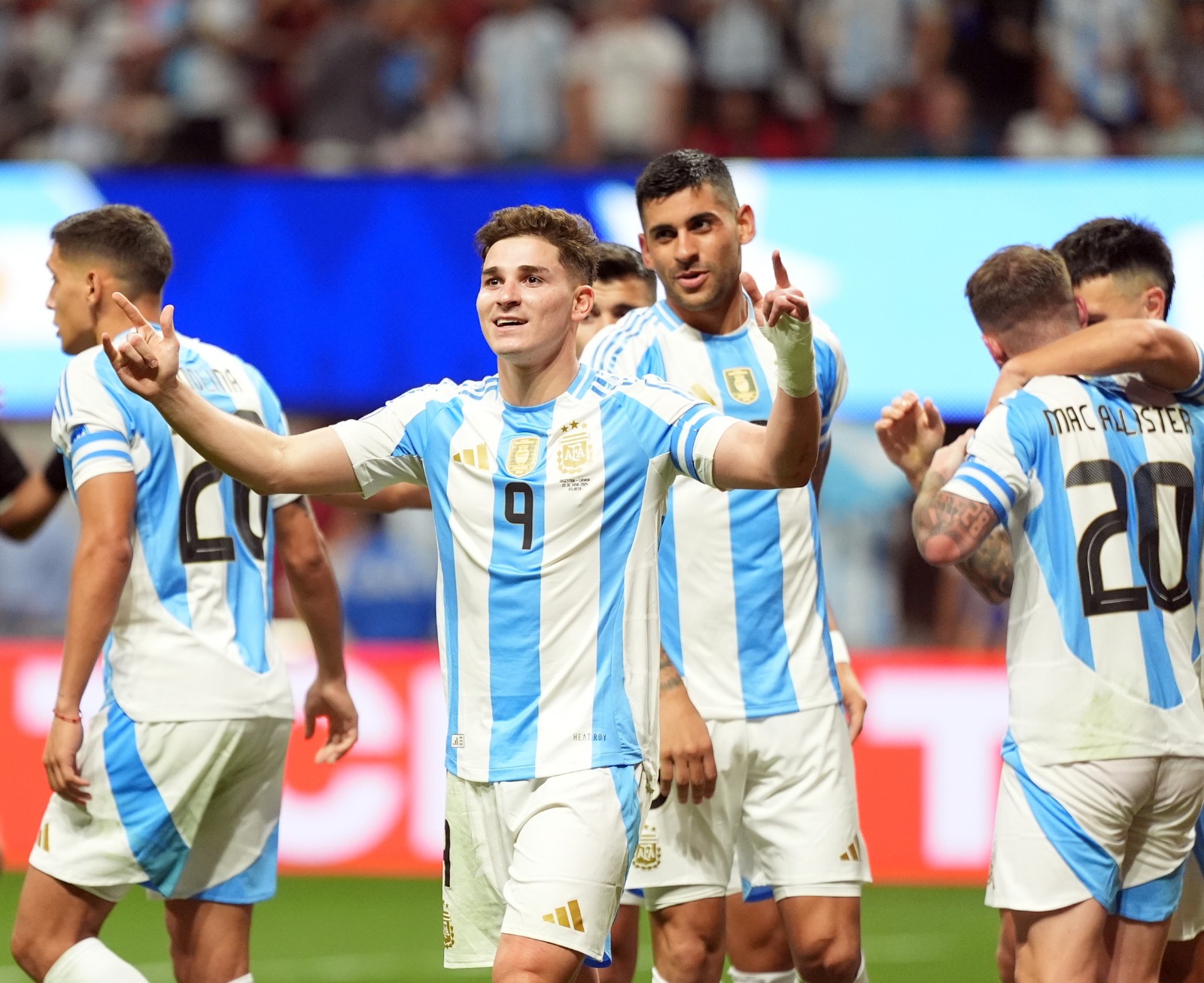 La selección argentina debutó con una victoria en la Copa América