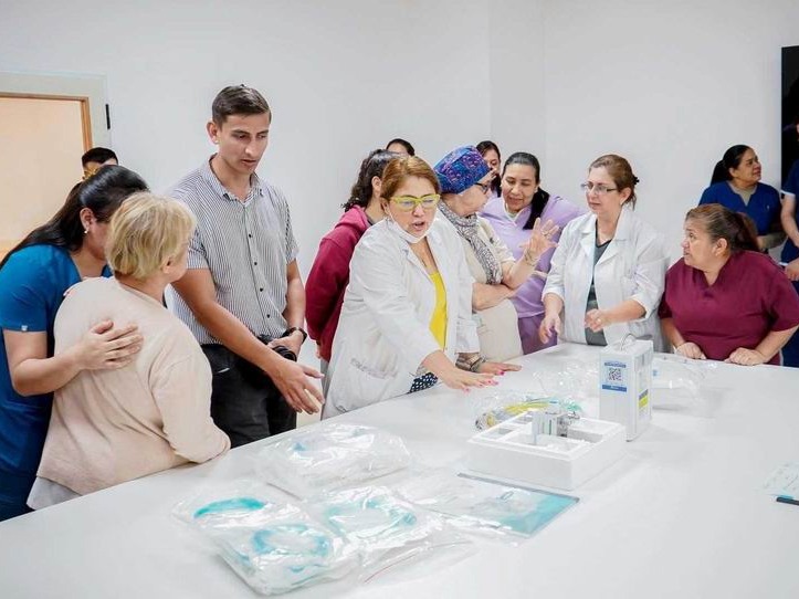 El Hospital de la Madre y el Niño y el Hospital de la Madre y la Mujer ...
